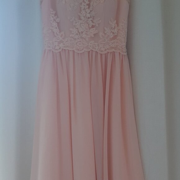 Formal dress - Picture 3 of 4